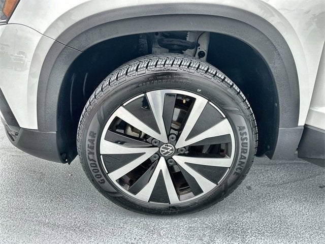 2024 Volkswagen Taos SE