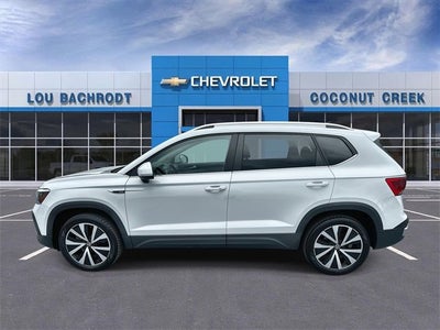 2024 Volkswagen Taos SE