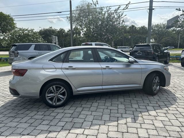 2024 Volkswagen Jetta SE