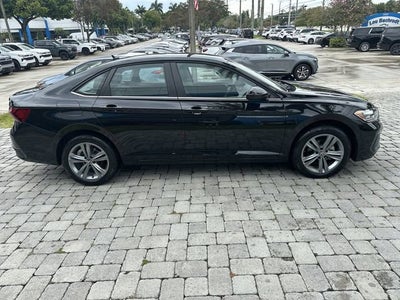 2024 Volkswagen Jetta SE