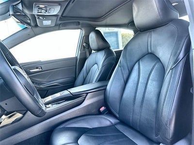 2022 Toyota Avalon XLE