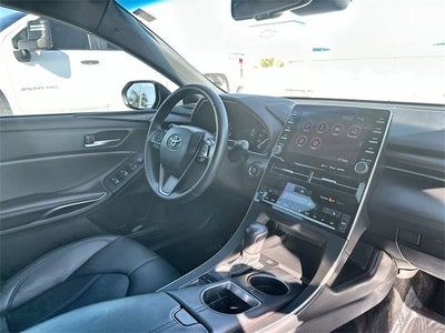 2022 Toyota Avalon XLE