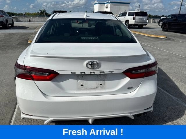2022 Toyota Camry SE