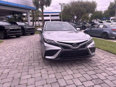 2024 Toyota Camry SE