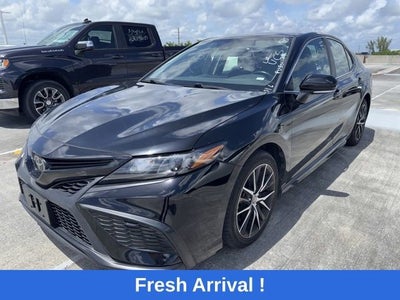 2023 Toyota Camry SE