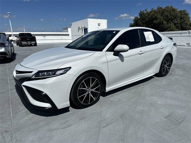 2023 Toyota Camry SE