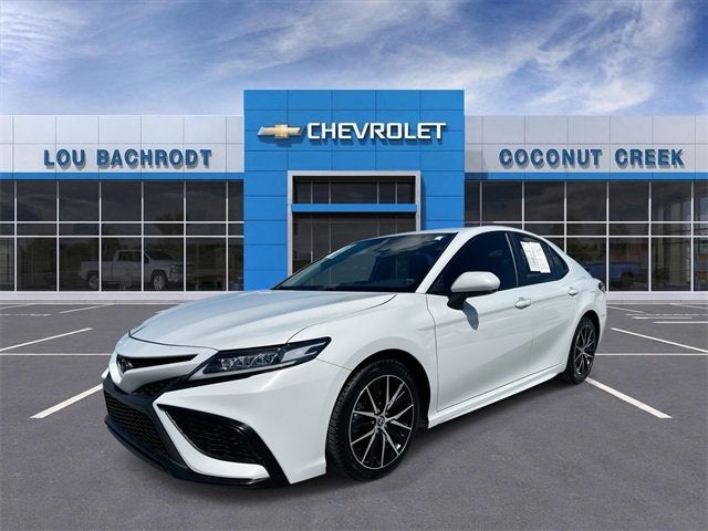 2023 Toyota Camry SE