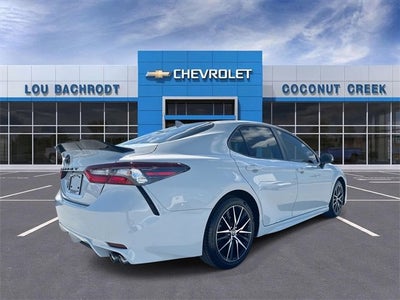 2023 Toyota Camry SE