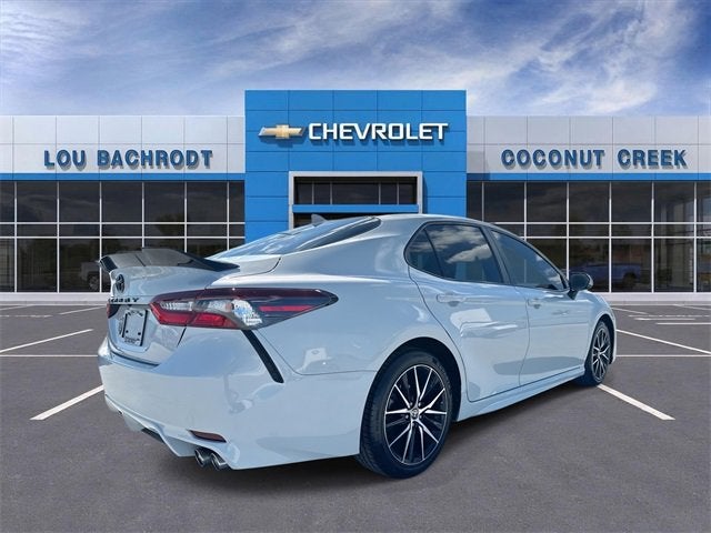 2023 Toyota Camry SE