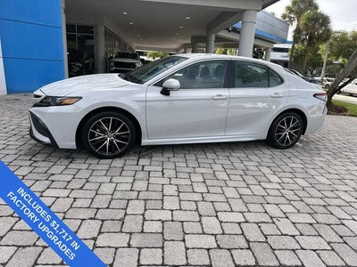 2024 Toyota Camry SE