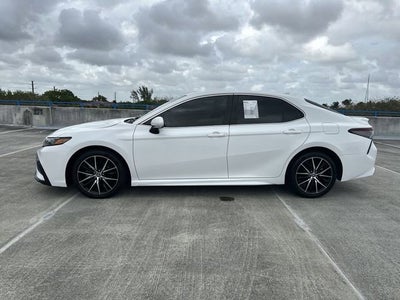 2023 Toyota Camry SE