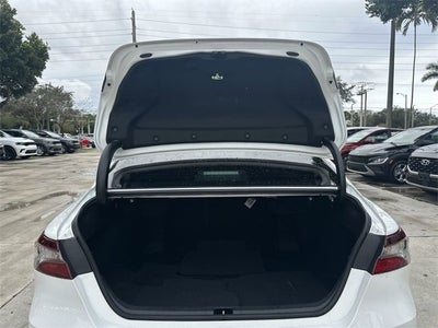 2021 Toyota Camry Hybrid LE