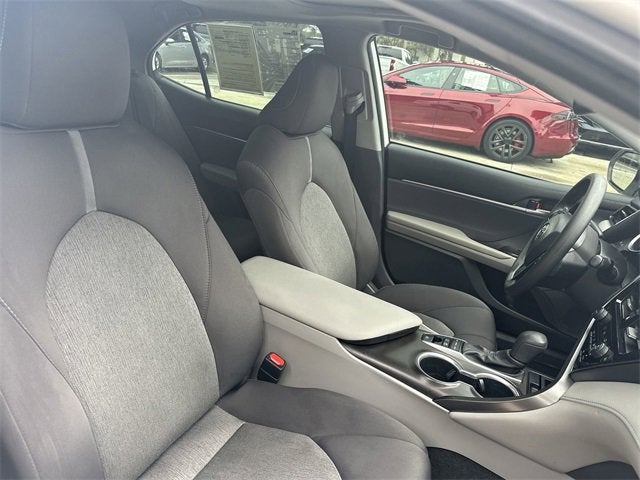 2021 Toyota Camry Hybrid LE