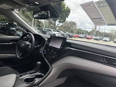 2021 Toyota Camry Hybrid LE