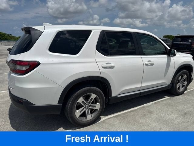 2023 Honda Pilot EX-L 7 Passenger