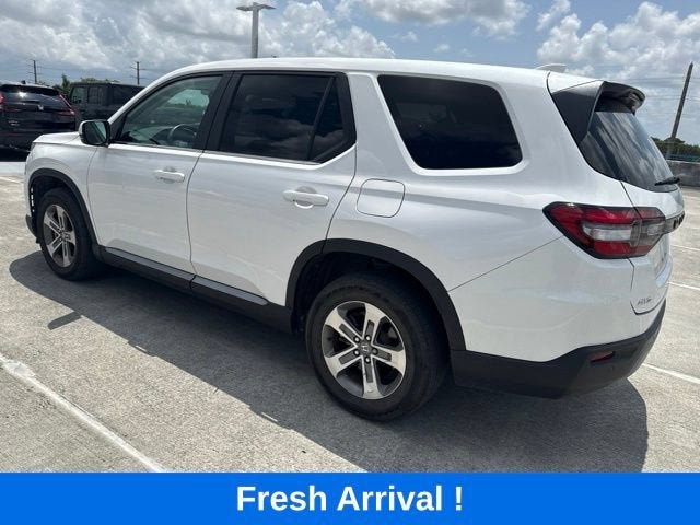 2023 Honda Pilot EX-L 7 Passenger