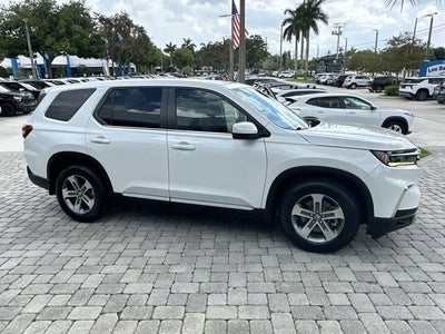 2023 Honda Pilot EX-L 8 Passenger