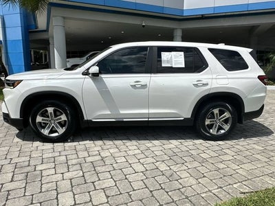 2023 Honda Pilot EX-L 8 Passenger