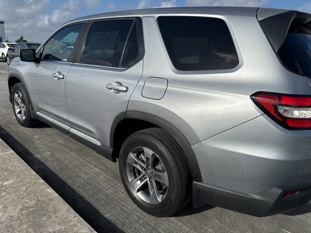 2023 Honda Pilot EX-L 7 Passenger