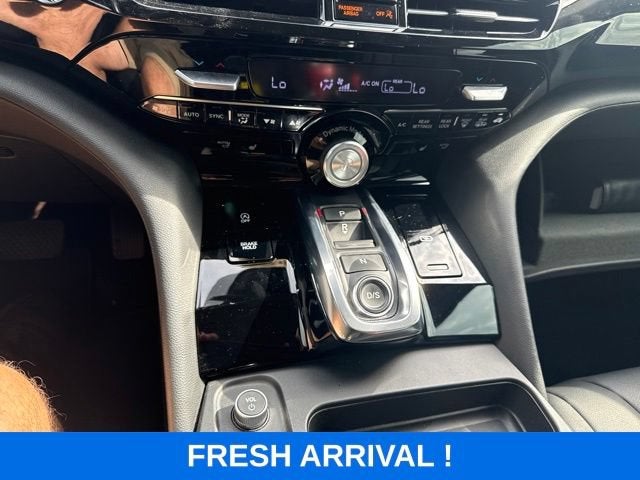 2025 Acura MDX FWD