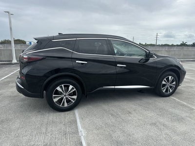 2023 Nissan Murano SV