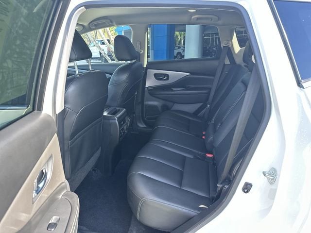2022 Nissan Murano SV