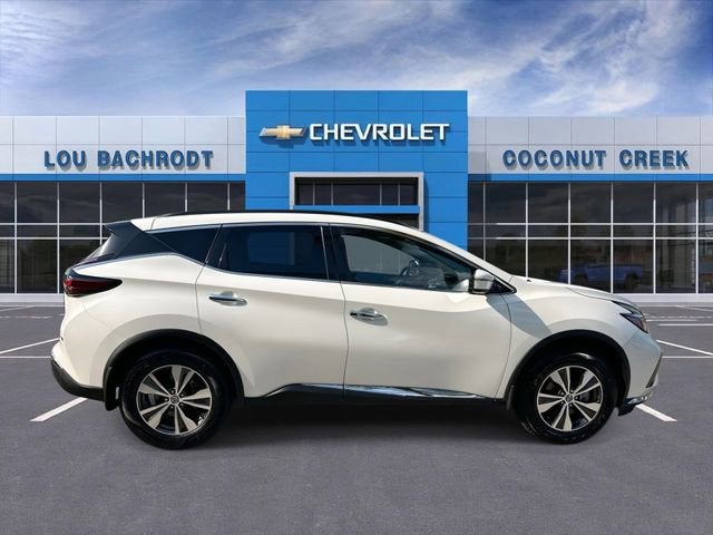 2022 Nissan Murano SV