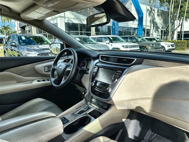 2023 Nissan Murano SL