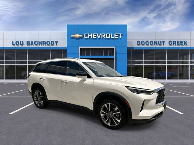 2023 INFINITI QX60 LUXE