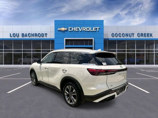 2023 INFINITI QX60 LUXE