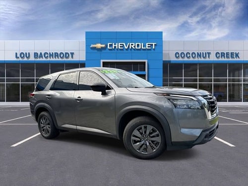2024 Nissan Pathfinder S