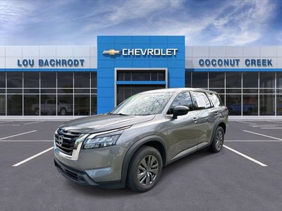 2024 Nissan Pathfinder S
