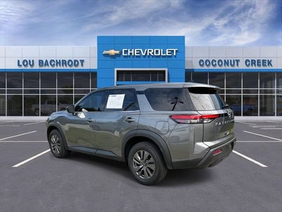 2024 Nissan Pathfinder S