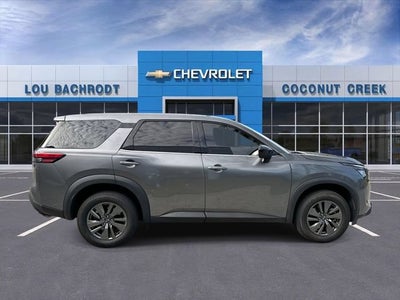 2024 Nissan Pathfinder S
