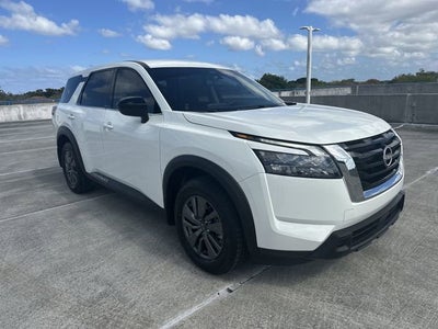 2024 Nissan Pathfinder S