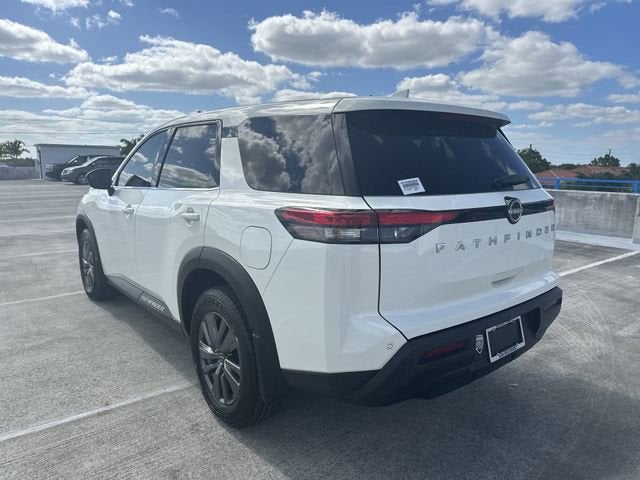 2024 Nissan Pathfinder S