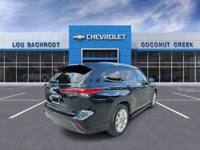 2023 Toyota Highlander L