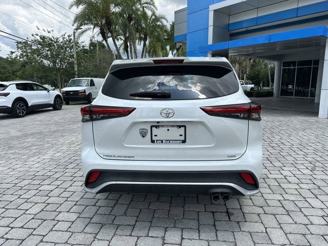 2023 Toyota Highlander L