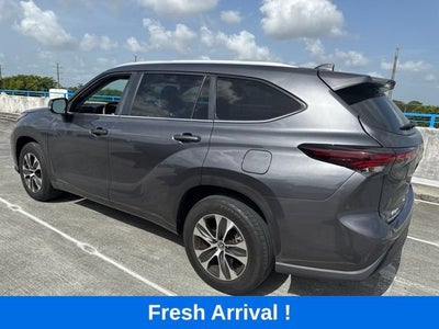 2024 Toyota Highlander LE