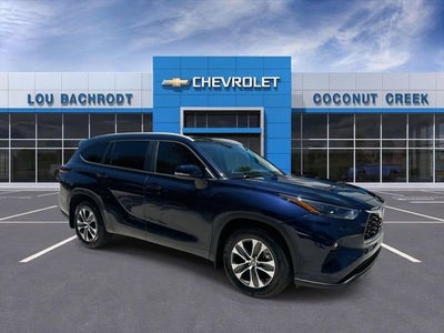 2024 Toyota Highlander LE