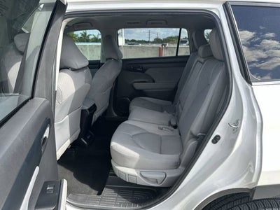 2023 Toyota Highlander L