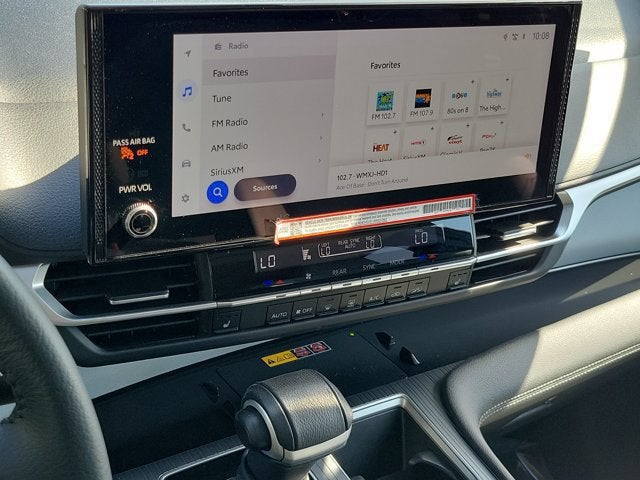 2025 Toyota Sienna XLE