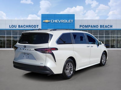 2025 Toyota Sienna XLE