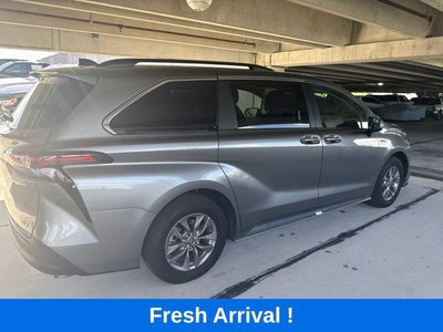 2026 Toyota Sienna XLE