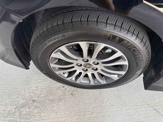 2020 Toyota Sienna XLE Auto Access Seat