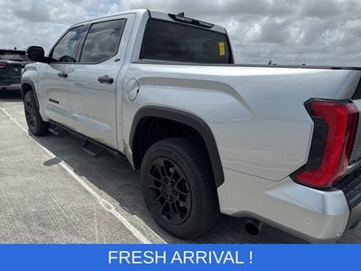 2022 Toyota Tundra 4WD SR5