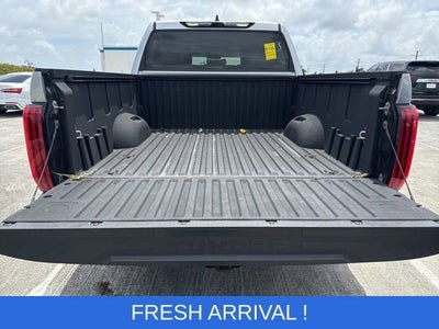 2022 Toyota Tundra 4WD SR5