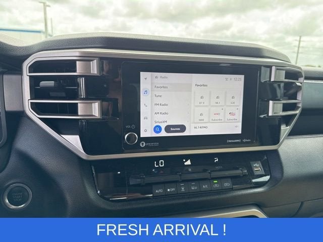 2022 Toyota Tundra 4WD SR5