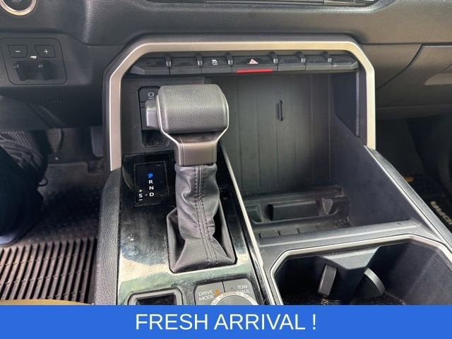 2022 Toyota Tundra 4WD SR5