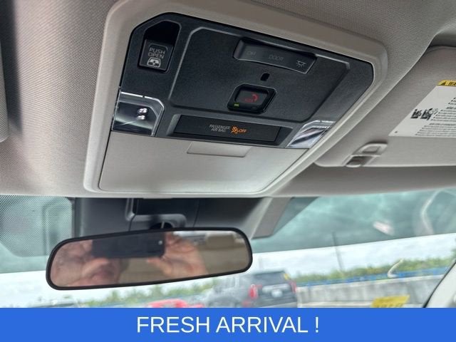 2022 Toyota Tundra 4WD SR5